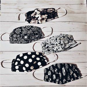 Black & White Face Masks - CHOOSE ONE - Pleated